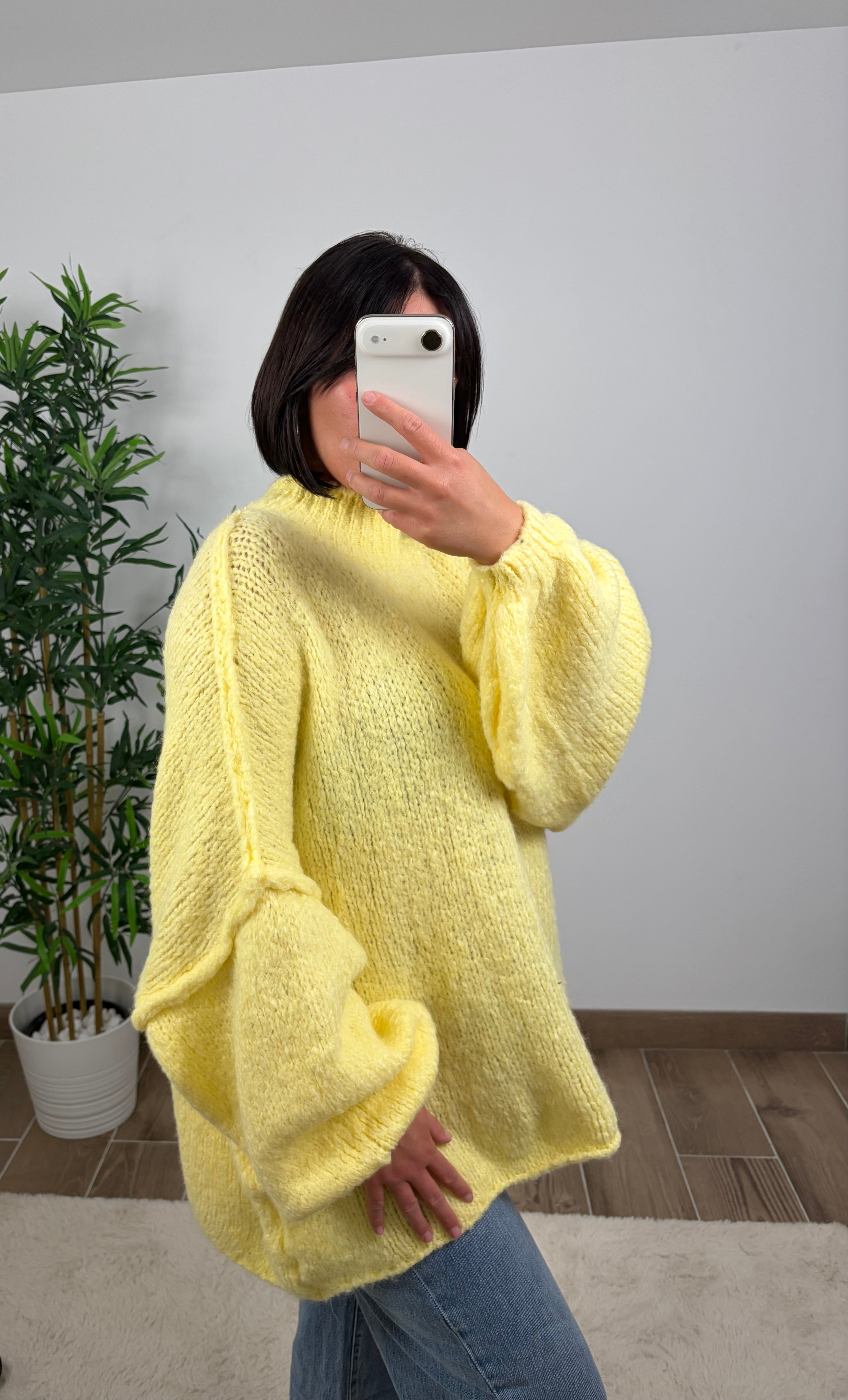 PULL JAUNE OVERSIZE