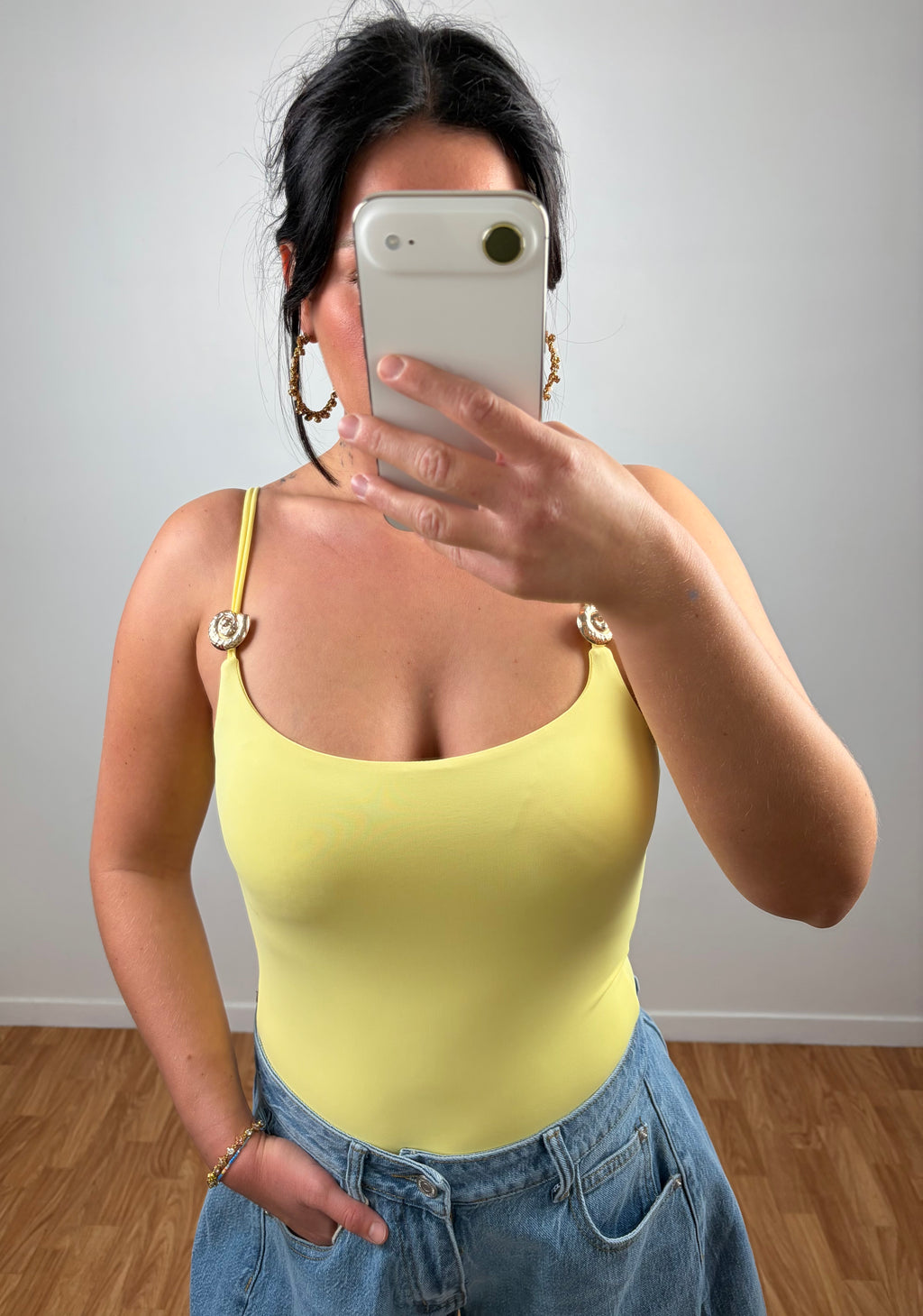 BODY JAUNE